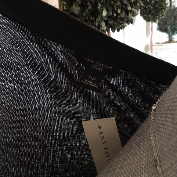 New - Ann Taylor cardigan - Picture 4 of 4